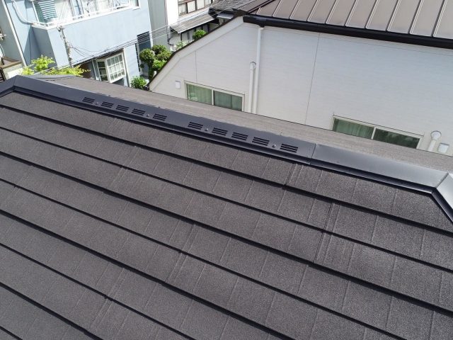 稲美町のカバー工事で設置した換気棟